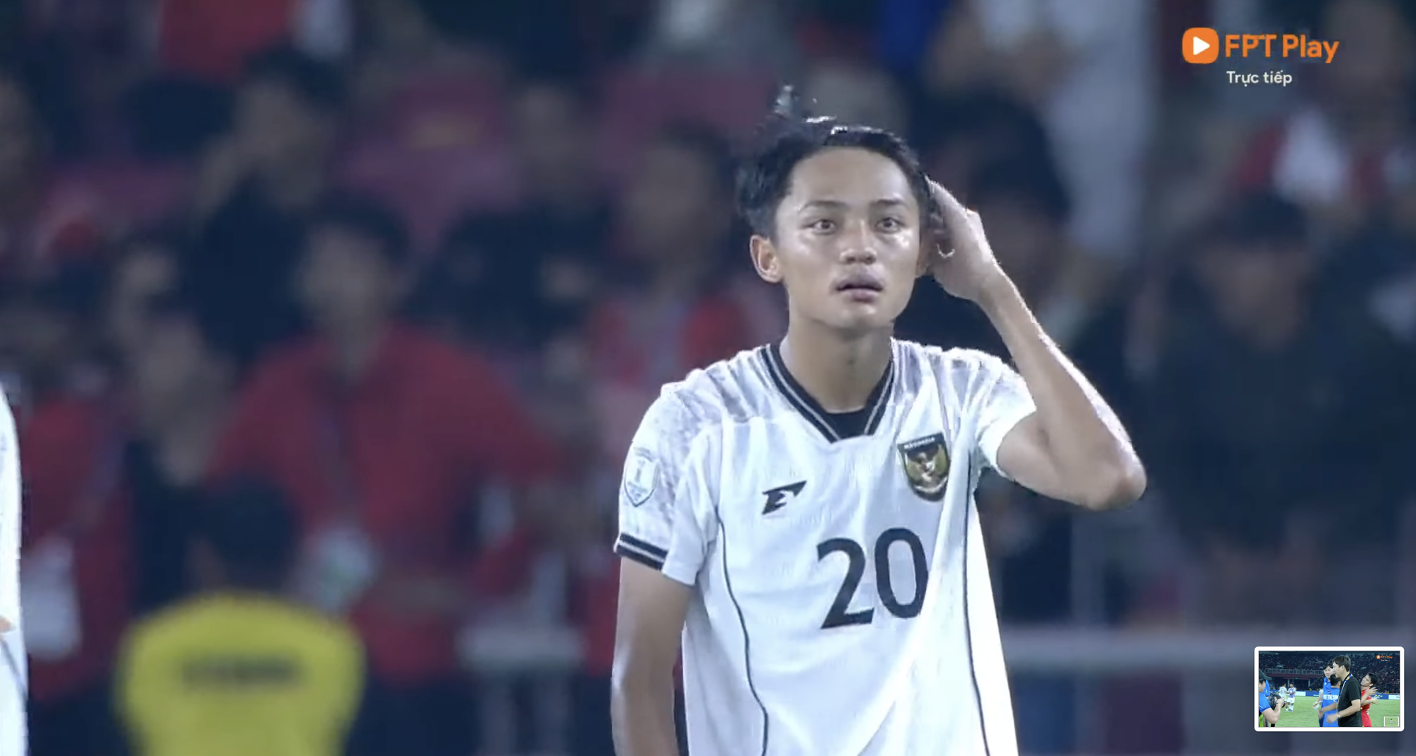 U23 Việt Nam ăn mừng cảm xúc lên ngôi vô địch U23 Đông Nam Á 2025, "kỳ phùng địch thủ" Indonesia rơi nước mắt uất nghẹn- Ảnh 12.