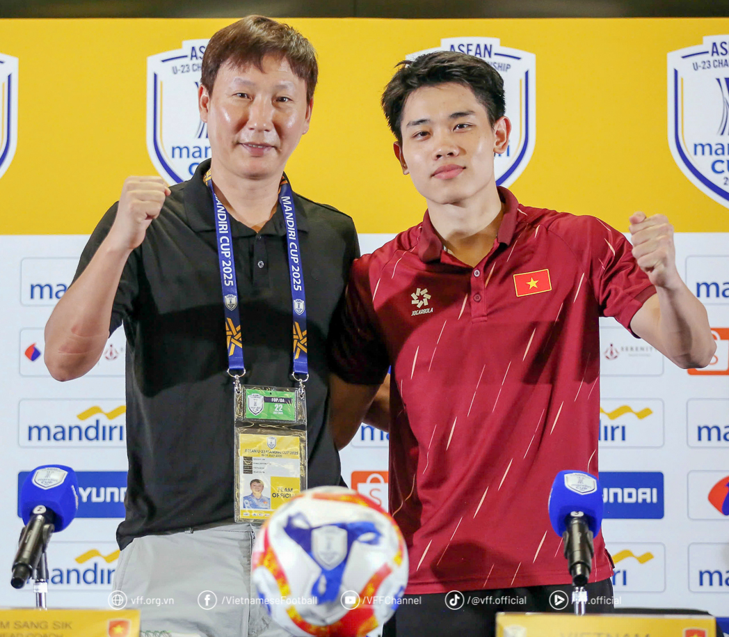 Đội hình U23 Việt Nam vs U23 Indonesia: HLV Kim Sang-sik hóa giải Indonesia bằng "chiêu" giống Thái Lan?- Ảnh 2.