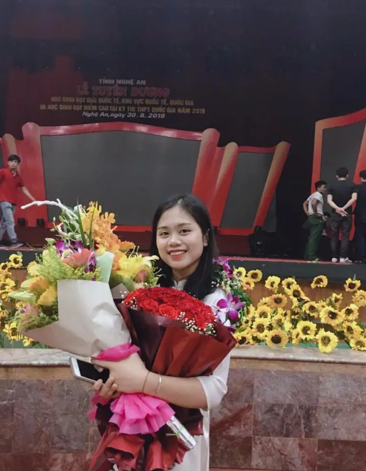 Sự đối lập giữa thành tích học tập và cuộc sống của nữ sinh trường chuyên, đạt giải Quốc gia sau 7 năm- Ảnh 5.