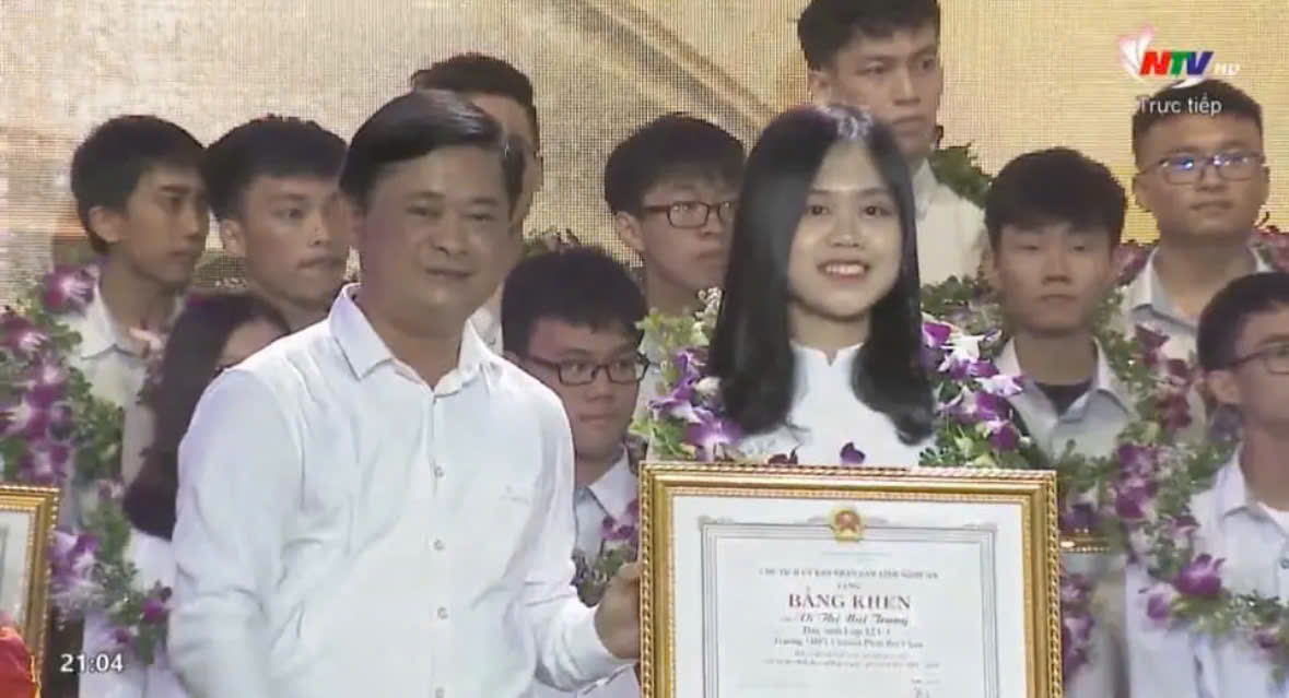 Sự đối lập giữa thành tích học tập và cuộc sống của nữ sinh trường chuyên, đạt giải Quốc gia sau 7 năm- Ảnh 4.