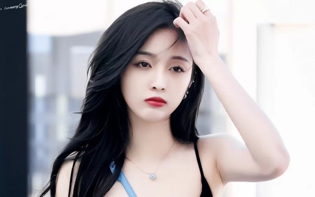 Nữ idol tranh danh xưng "thần tiên tỷ tỷ" với Lưu Diệc Phi: Đi hát 10 năm không hot bằng 1 lần ngất xỉu- Ảnh 8.
