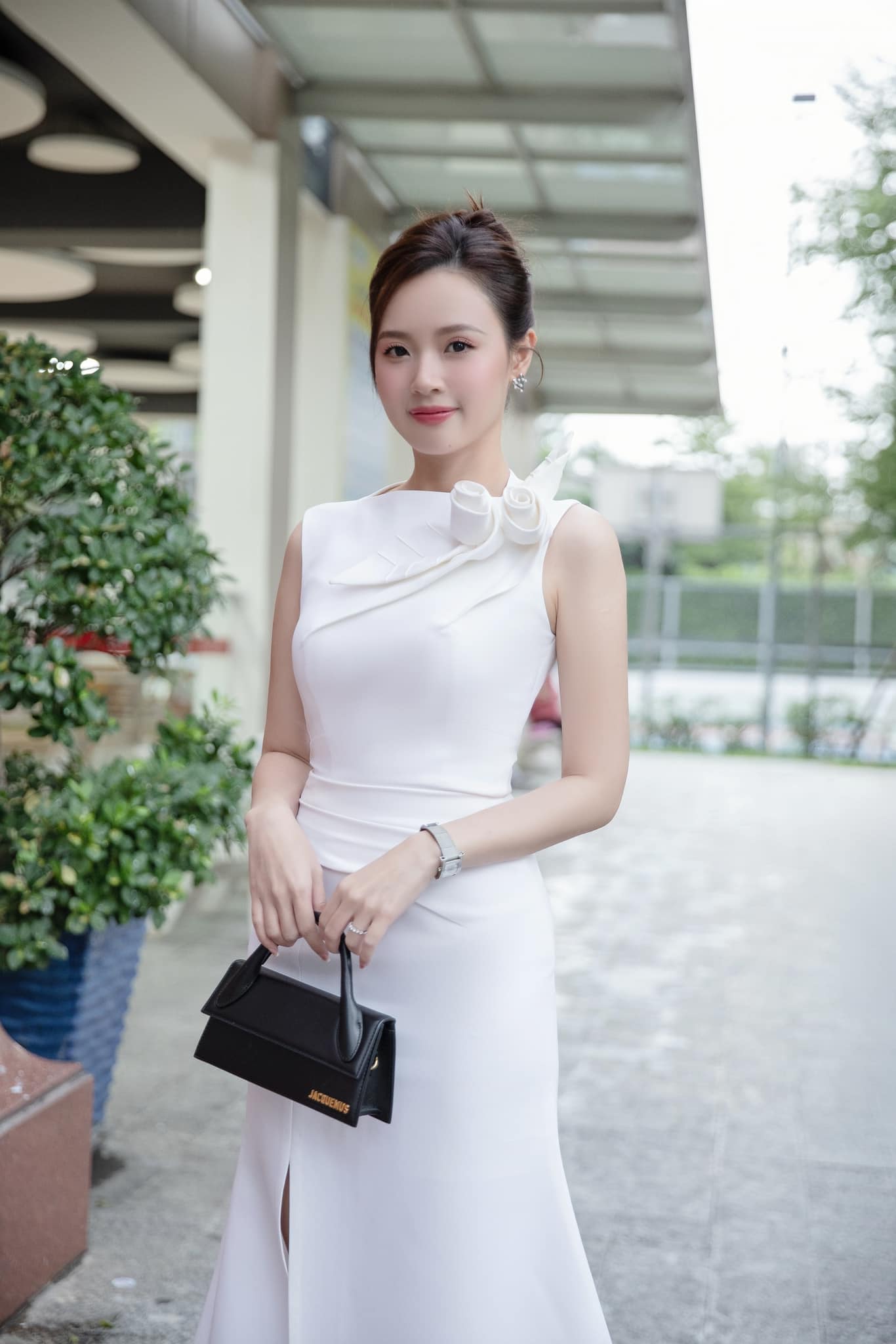 Ngừng 'xin vía', học Midu chơi những môn thể thao này để có vóc dáng gợi cảm, trẻ đẹp mê người- Ảnh 4.