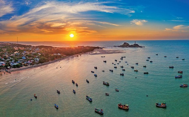 Tỉnh lớn nhất Việt Nam sau sáp nhập: Vừa có rừng, vừa có biên giới, vừa có đường ven biển như nước ngoài- Ảnh 2.