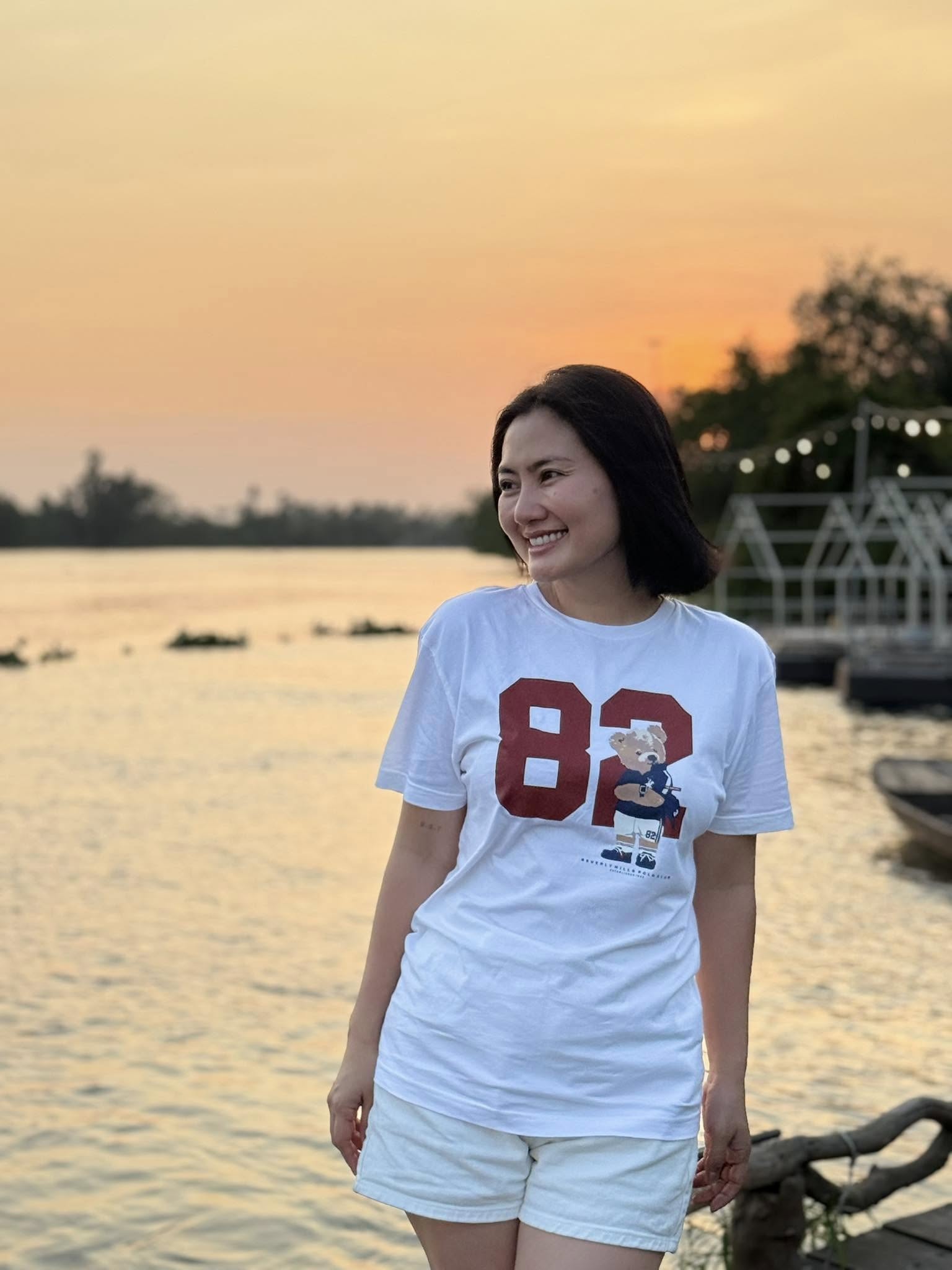 Nhan sắc tuổi 40 của mẹ đơn thân vướng tin đồn cưới ca sĩ Phi Hùng- Ảnh 6.