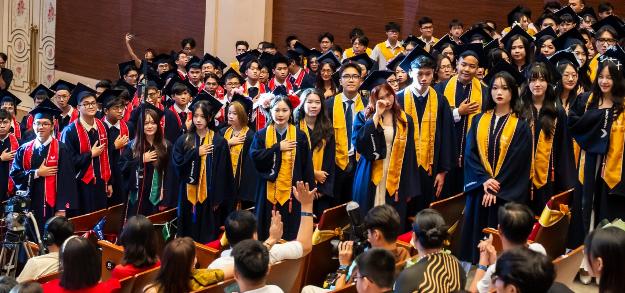 Dấu ấn thế hệ kiên cường: Hơn một nửa tân khoa khóa 2 VinUni được nhận làm việc tại các tập đoàn toàn cầu- Ảnh 13.