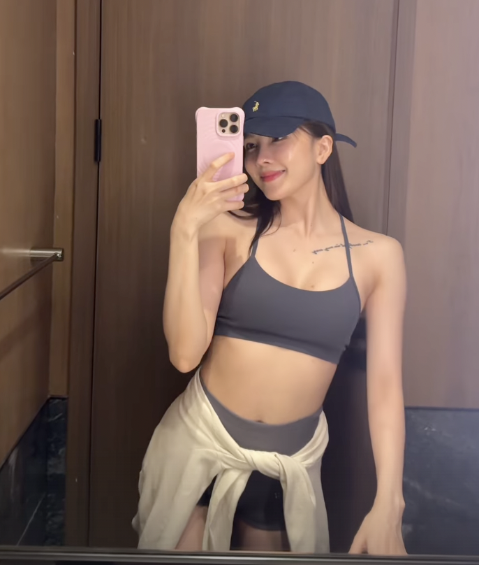 Thiều Bảo Trâm có body “nét căng” nhờ combo thể thao quen thuộc, hội chị em muốn đẹp thì 