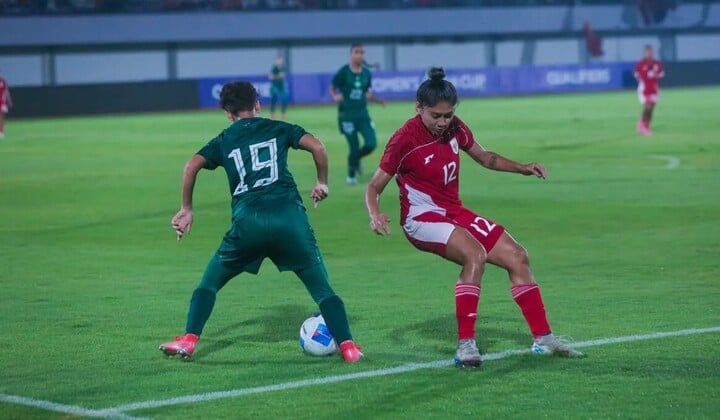 Indonesia thua sốc đối thủ kém 62 bậc, ngôi sao nhập tịch bật khóc- Ảnh 1.