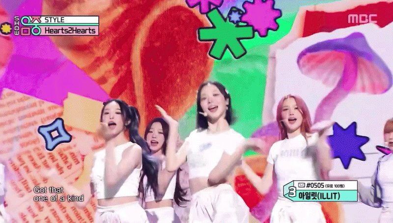 Bóc mẽ nhóm nữ không lỗ hổng visual lần đầu tiên hát live kể từ khi debut- Ảnh 1.