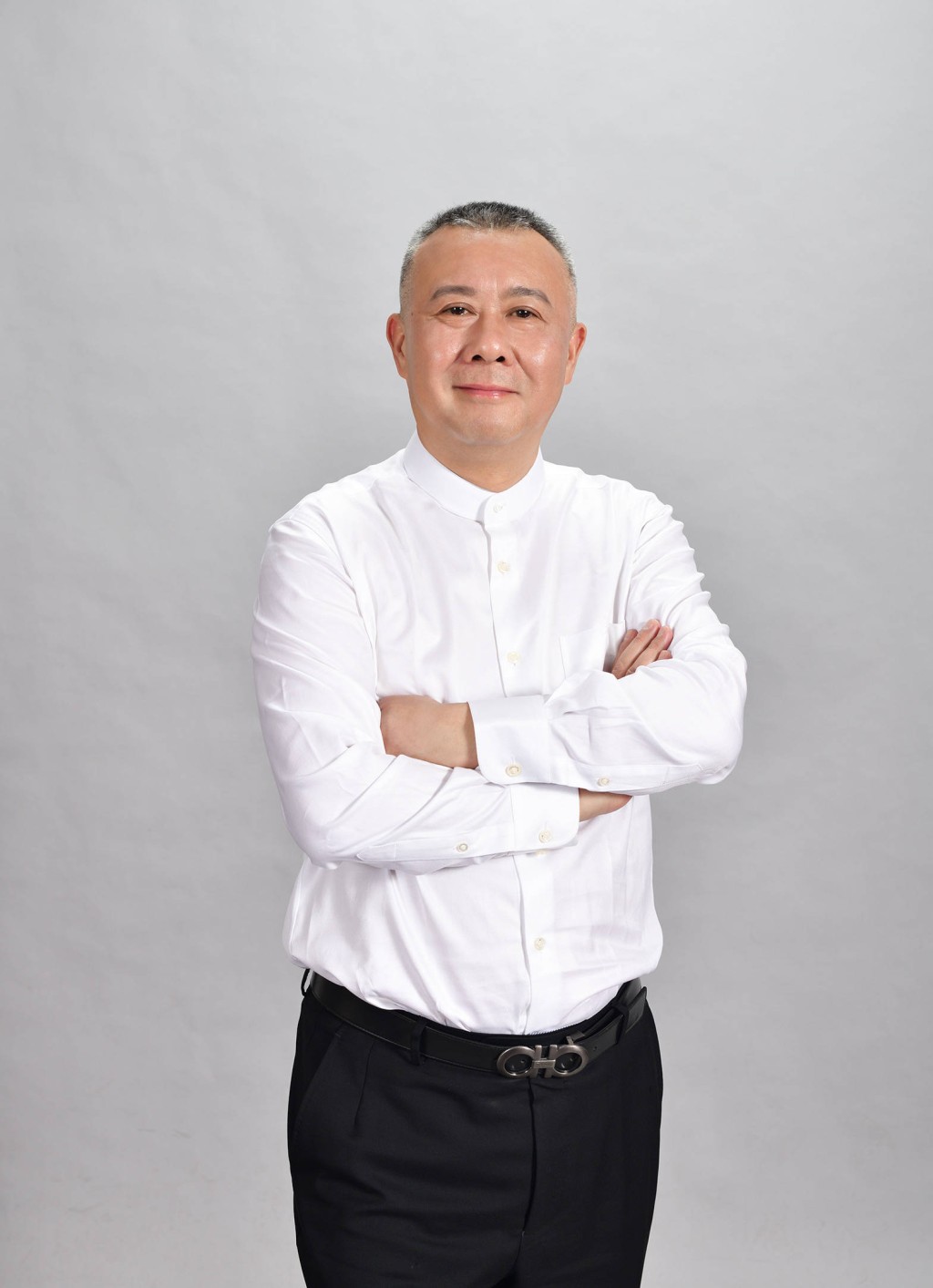 Nam sinh đến 20 tuổi mới biết bố là triệu phú: bỗng dưng trở thành "rich kid", hòn non bộ trong sân nhà đã có giá hơn 10 tỷ đồng- Ảnh 2.