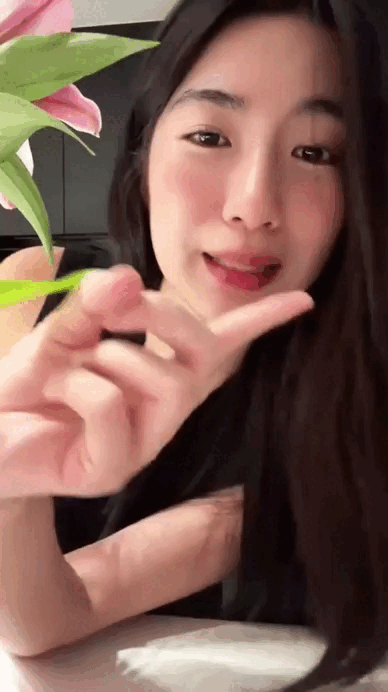 Giờ mới biết Hà Thi bị local brand Việt 