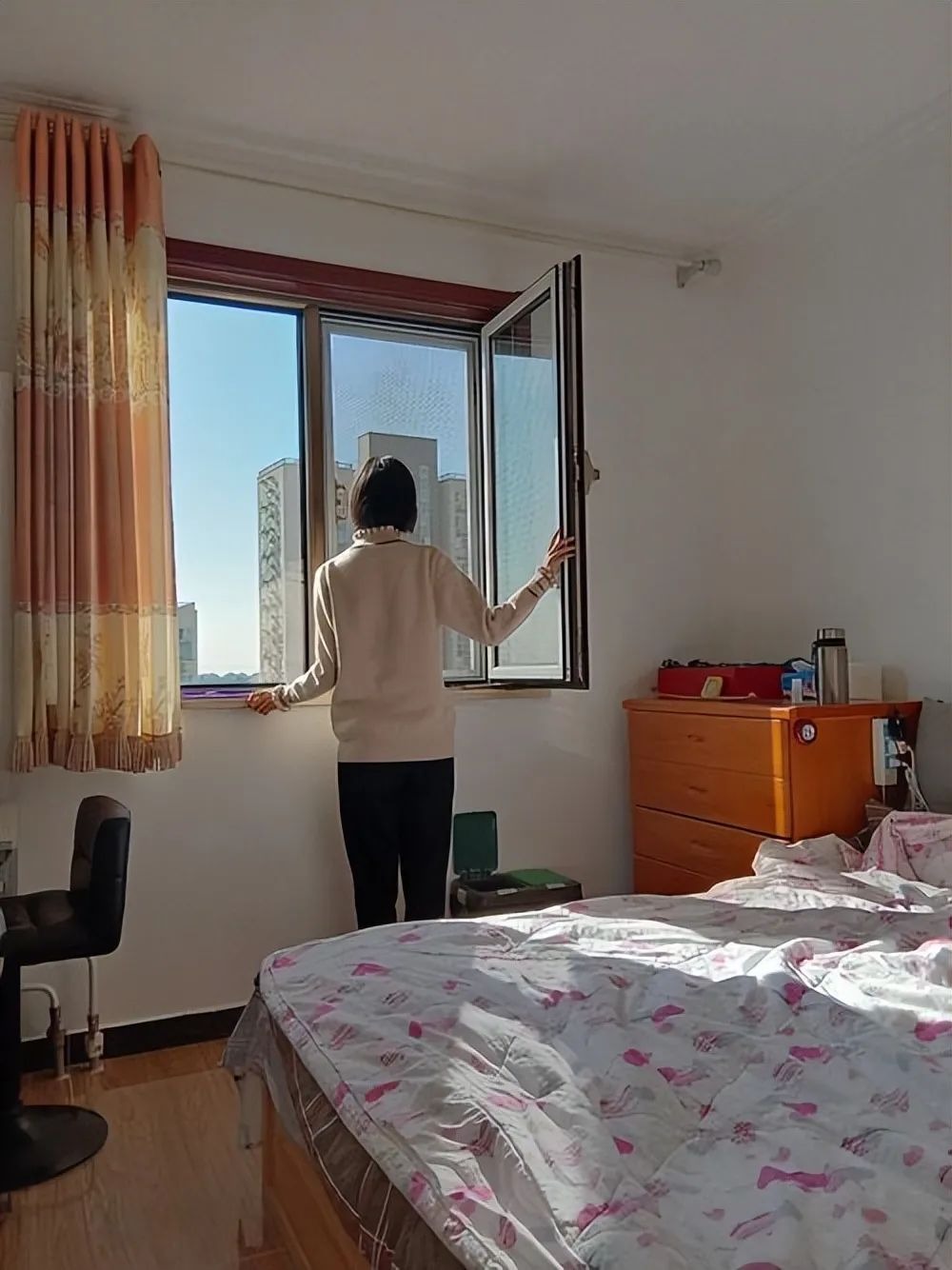 4 thời điểm mở cửa sổ là rước bệnh vào người, cả nhà trả giá bằng sức khỏe- Ảnh 1.