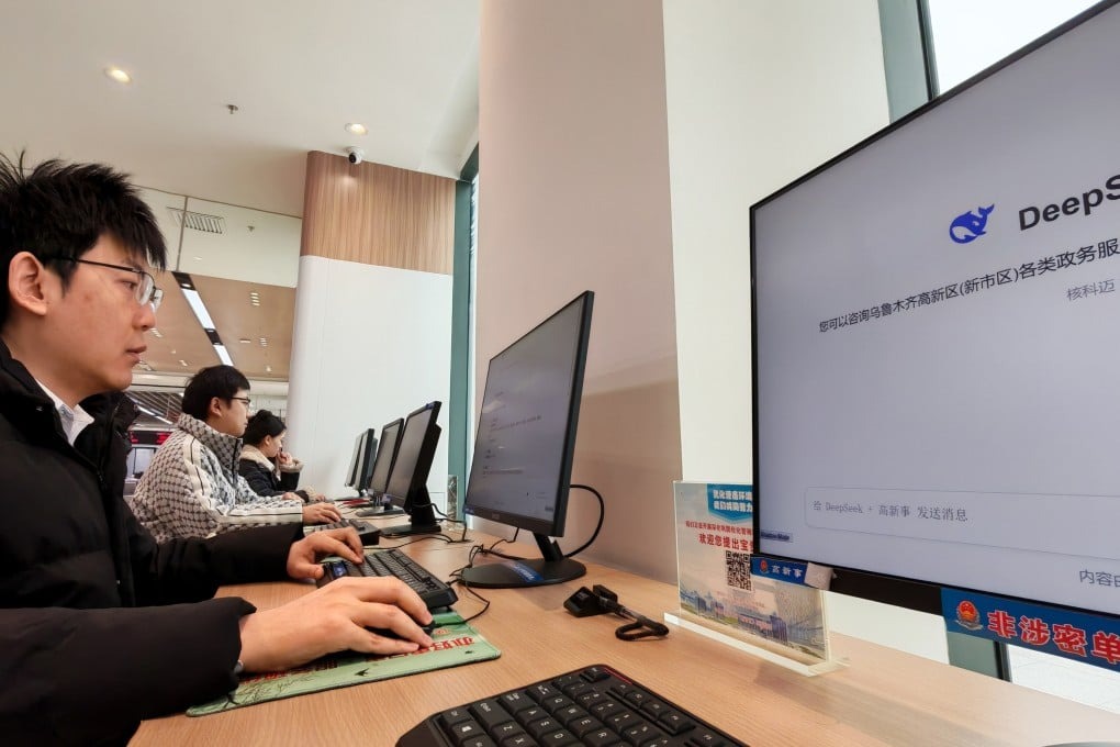Từ chỗ phải dùng “ChatGPT lậu”, học sinh và sinh viên Trung Quốc nay đã được khuyến khích dùng AI- Ảnh 1.