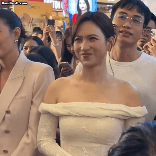 Clip hot: Bắt trọn biểu cảm của Phương Anh Đào khi Tuấn Trần nói 
