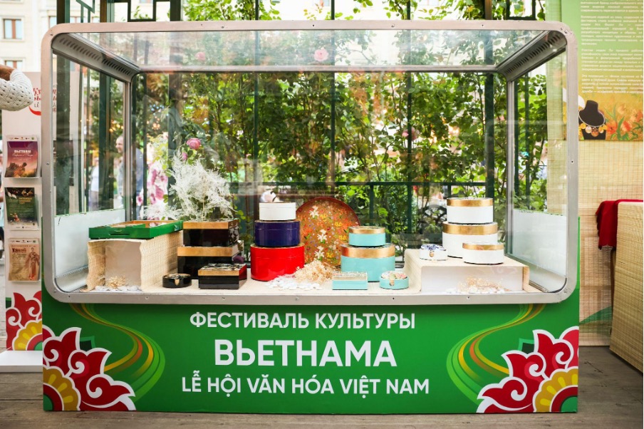 Khán giả Nga hào hứng xem múa rối nước, học nấu món Việt trong sự kiện văn hoá đặc biệt tại thủ đô Matxcơva- Ảnh 3.