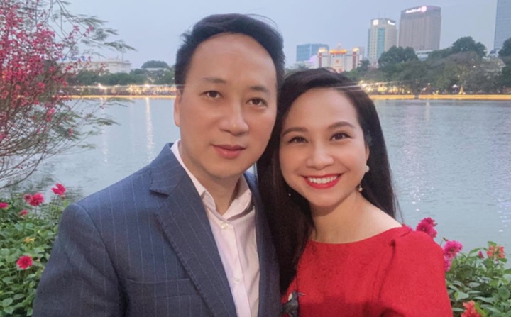 Hôn nhân viên mãn của MC xinh đẹp vừa "chia tay" VTV3 sau 20 năm gắn bó- Ảnh 2.