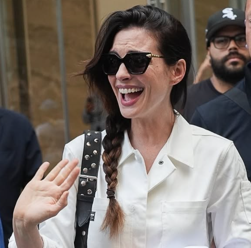 Nhan sắc giả dối của Anne Hathaway- Ảnh 2.