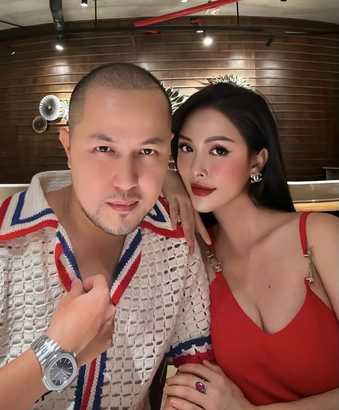 Chị dâu Bảo Thy mặc bikini khoe dáng nóng bỏng, mẹ 2 con nhưng sở hữu body "vạn người mê"- Ảnh 1.