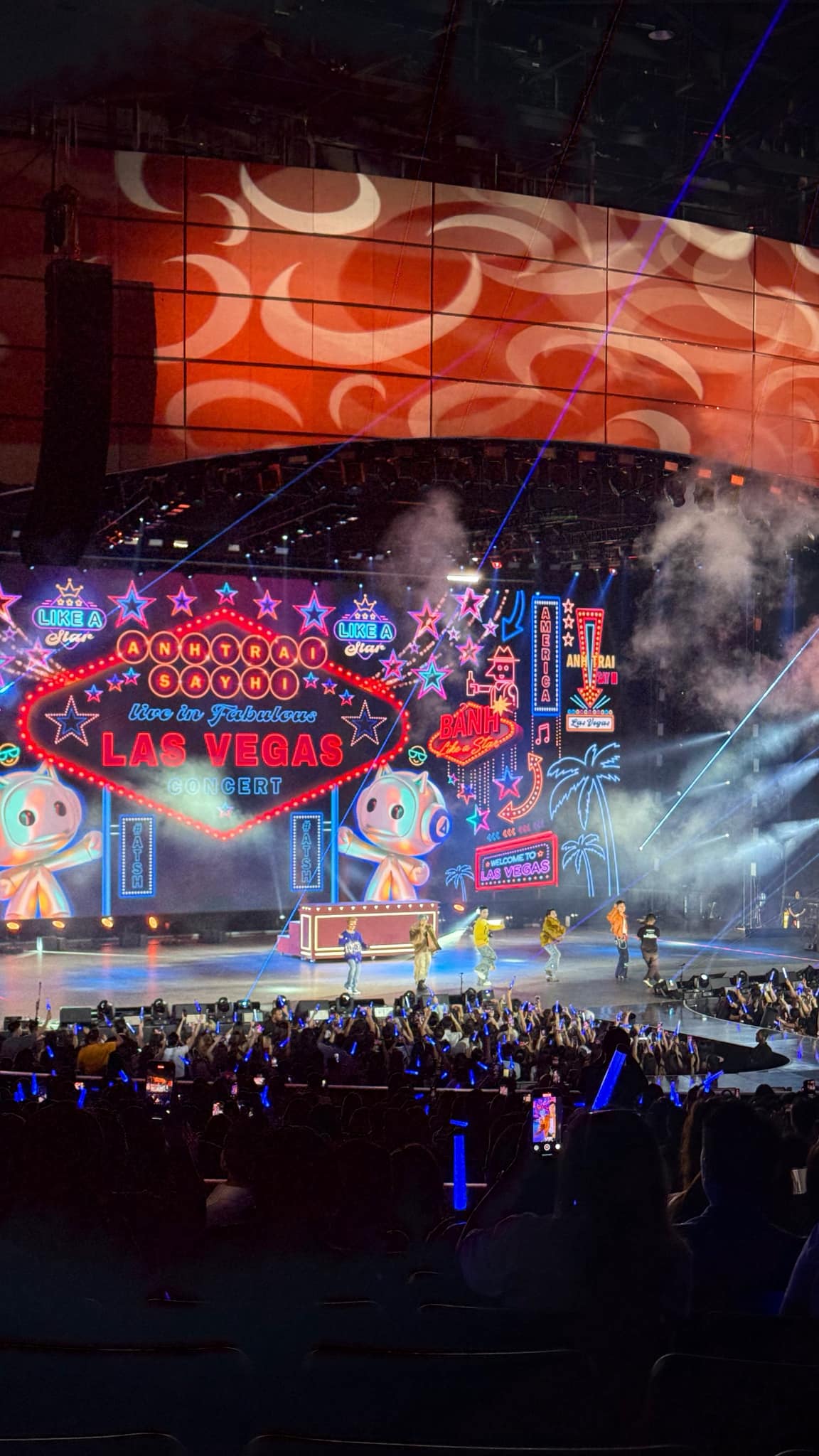 Jenny Huỳnh bị an ninh sân bay giữ lại, kiểm tra túi khi đi xem concert Anh Trai Say Hi ở Mỹ: Chuyện gì đây?- Ảnh 2.