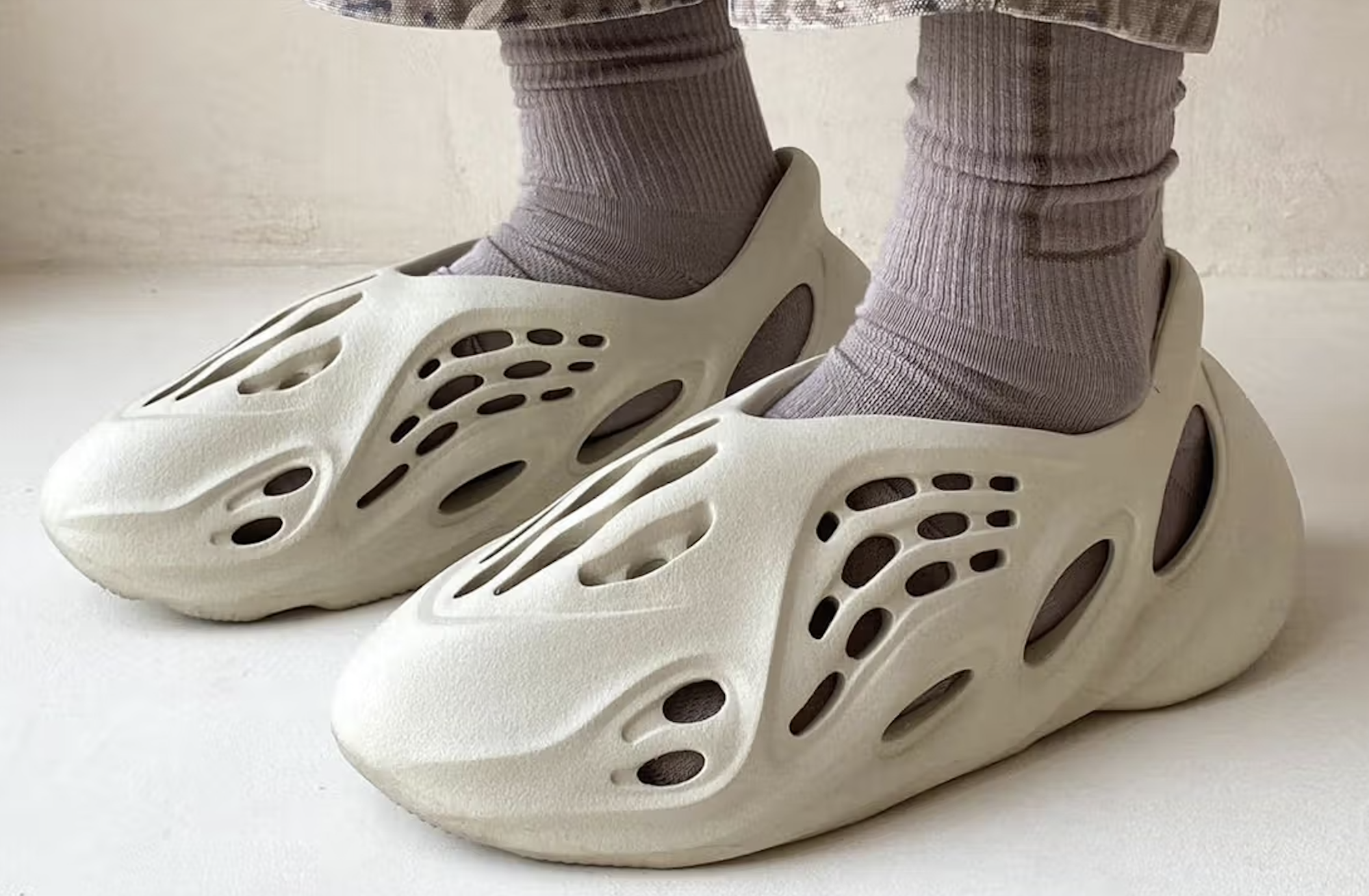 Sneaker mới của Justin Bieber bị đánh giá như hàng nhái, đồ "made in China"- Ảnh 11.