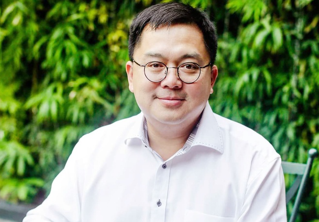 2 câu chuyện người bố ông Hoàng Nam Tiến dạy con khiến ai nghe cũng rưng rưng: Con khỉ mất mẹ và chiếc bát vỡ- Ảnh 2.