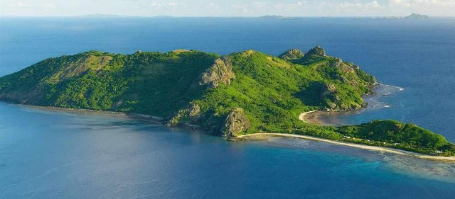 Hòn đảo hoang sơ địa hình đặc biệt, là nơi sống của cua khổng lồ, du khách nhận xét: Hiếm đâu có được!- Ảnh 1.