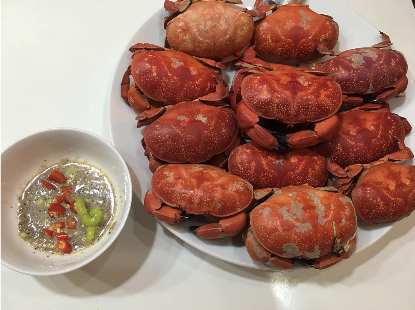 Cua hoàng đế phiên bản Việt gây sốt ở Quảng Ninh: Ngon bổ rẻ, giá chỉ bằng 1/10- Ảnh 3.