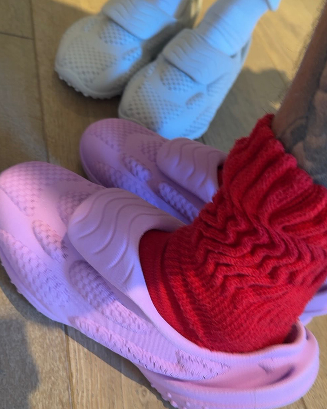 Sneaker mới của Justin Bieber bị đánh giá như hàng nhái, đồ "made in China"- Ảnh 10.