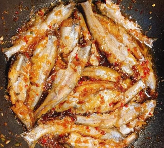 Thứ nghe tên "lạnh gáy" xưa không ai ăn, nay thành đặc sản dân phố thích mê, 200.000 đồng/kg- Ảnh 3.