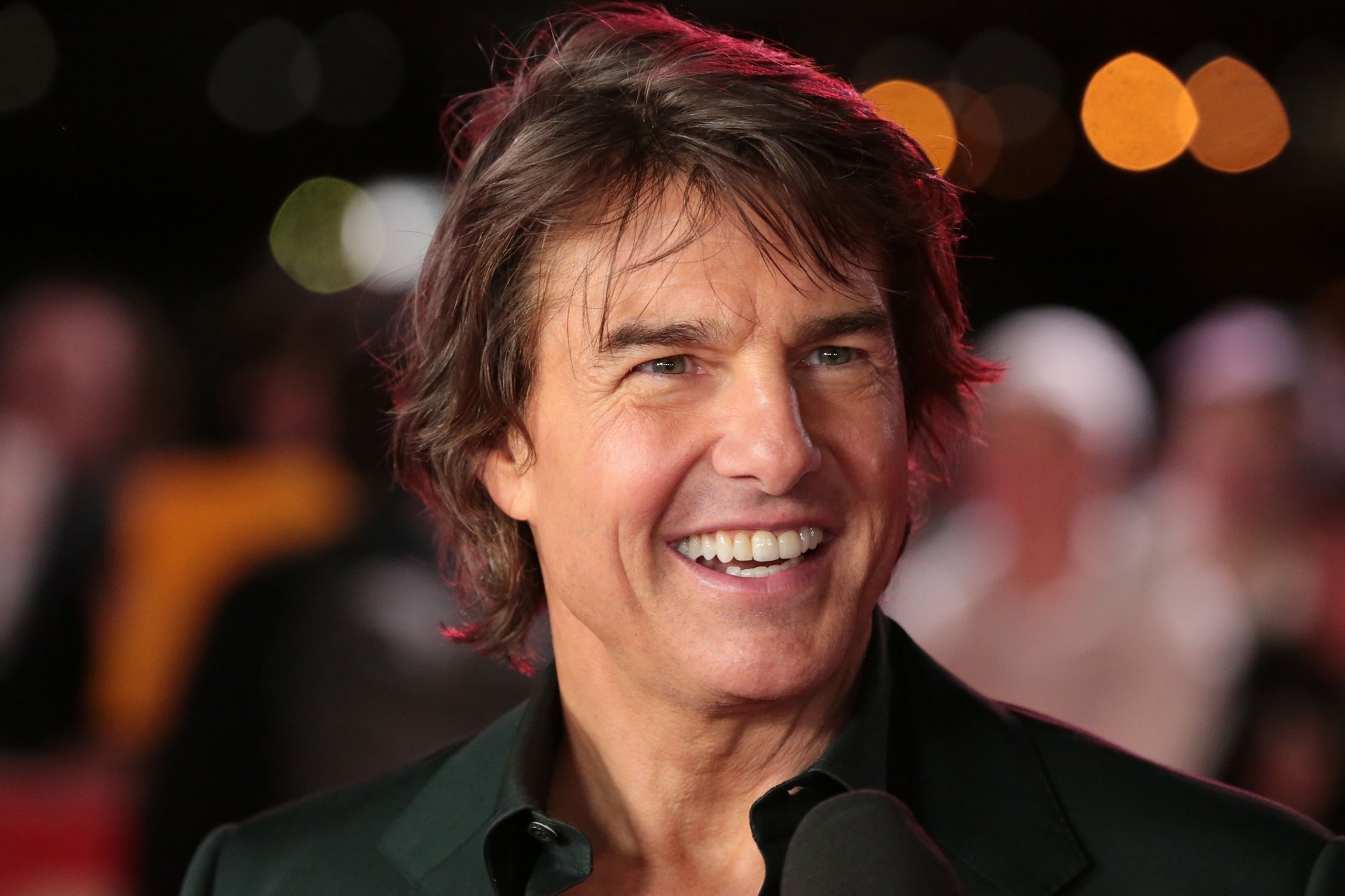 "Kẻ phản diện" Tom Cruise: 13 năm bỏ nghĩa vụ làm cha
với con gái Suri, đến nay mải mê tình trẻ kém 26 tuổi!- Ảnh 5.