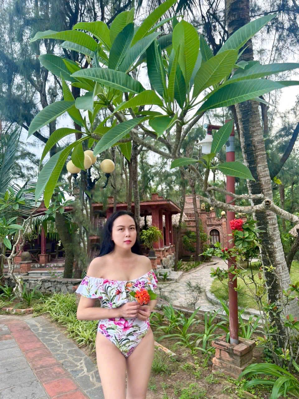 Phượng Chanel vừa 