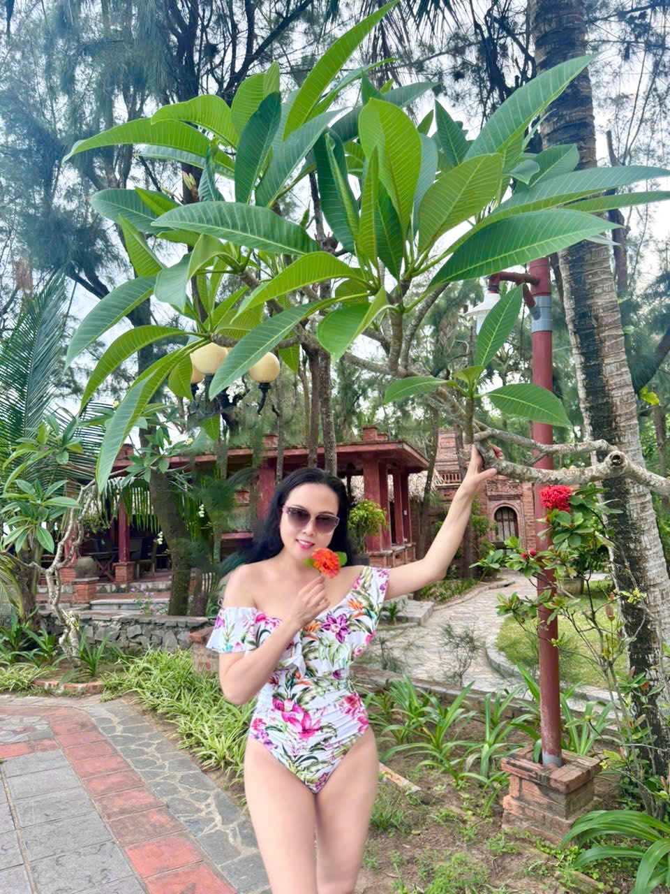 Phượng Chanel vừa 