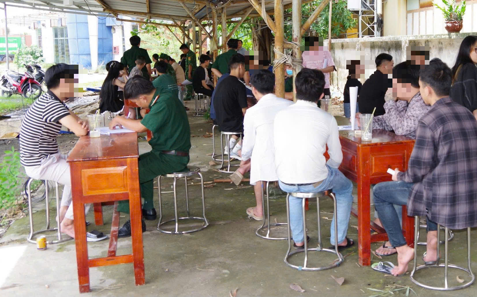 Phát hiện 29 người từng làm việc tại các khu lừa đảo, cờ bạc ở Campuchia- Ảnh 1.
