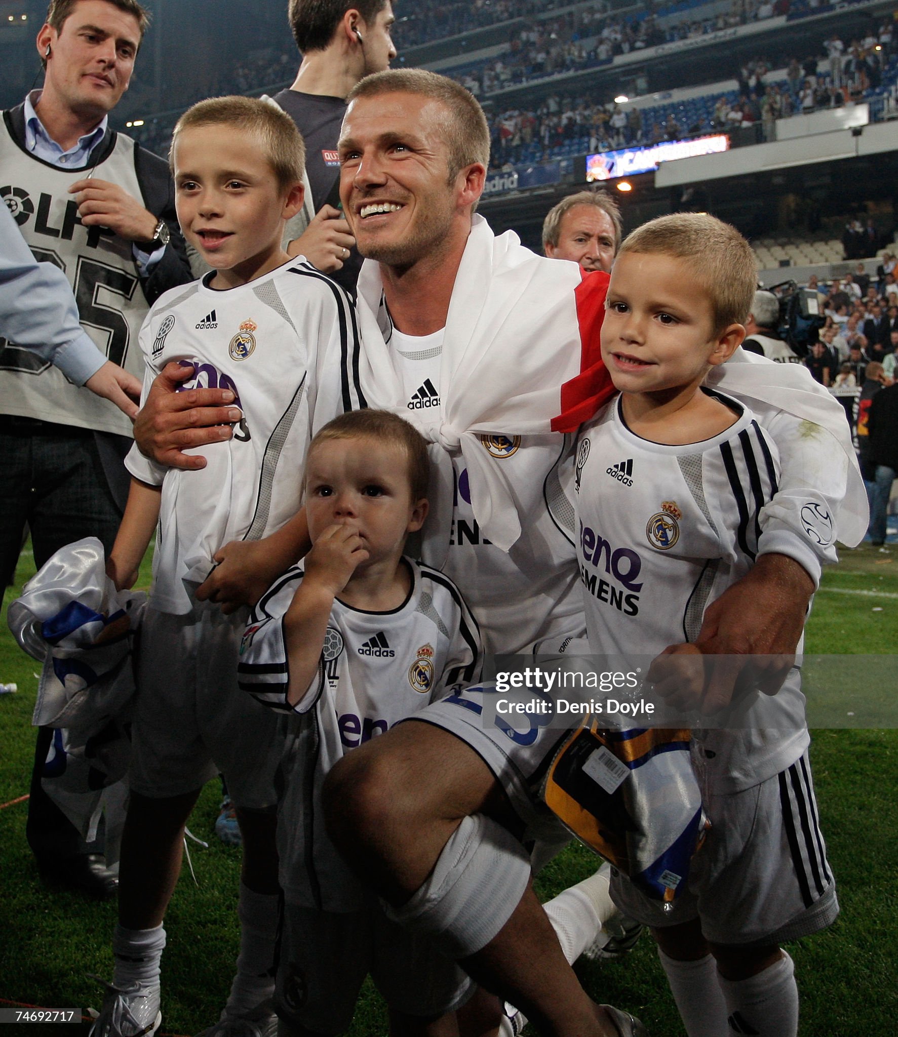 David Beckham - Victoria kỉ niệm 26 năm ngày cưới: Gia đình đẹp như tranh, nay rạn nứt khó cứu vì con cả bất hiếu- Ảnh 9.