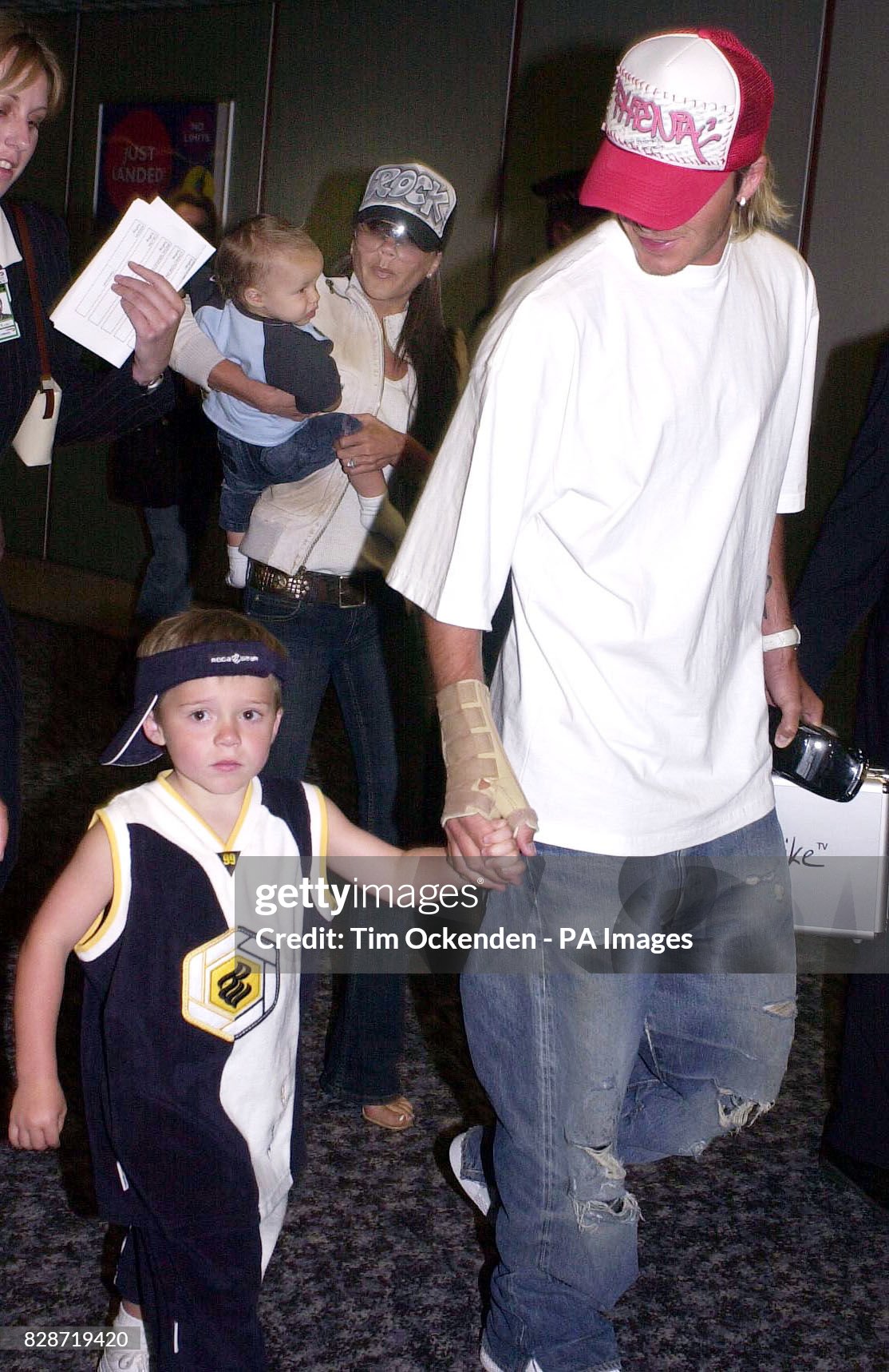 David Beckham - Victoria kỉ niệm 26 năm ngày cưới: Gia đình đẹp như tranh, nay rạn nứt khó cứu vì con cả bất hiếu- Ảnh 5.