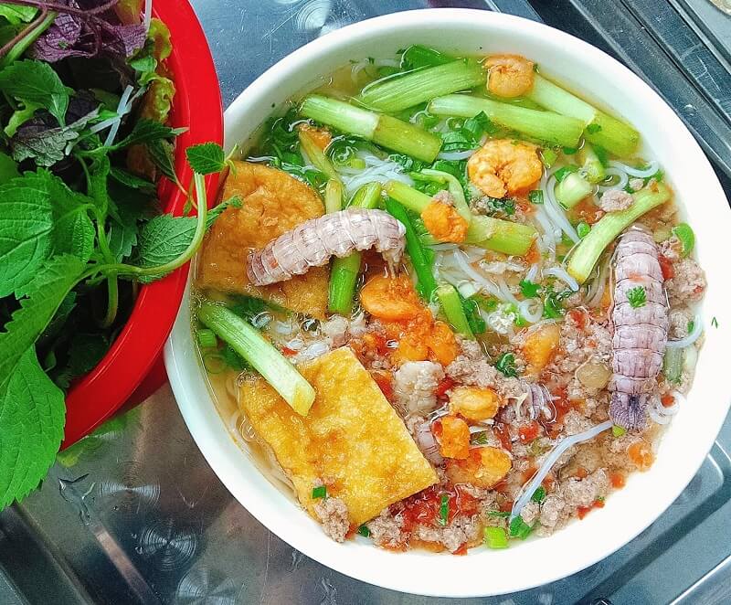 Vụ 5 người ăn bún hết 810.000 đồng ở Hạ Long: Cơ quan chức năng làm ngay một việc- Ảnh 3.