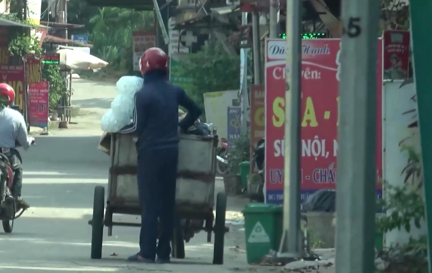Mạng lưới tiêu thụ nước đá mất vệ sinh lan rộng ở Phú Thọ- Ảnh 3.