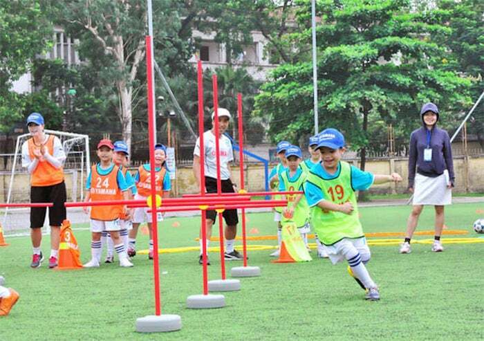 Cho con tham gia khóa tu, trại hè, cha mẹ cần lưu ý gì để trẻ an toàn?- Ảnh 2.
