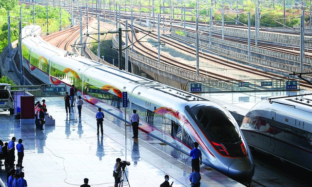 Khách Việt bất ngờ khi bị tịch thu đồ ở ga tàu Trung Quốc, thốt lên: "Tôi không nghĩ đến mức như vậy!"- Ảnh 3.