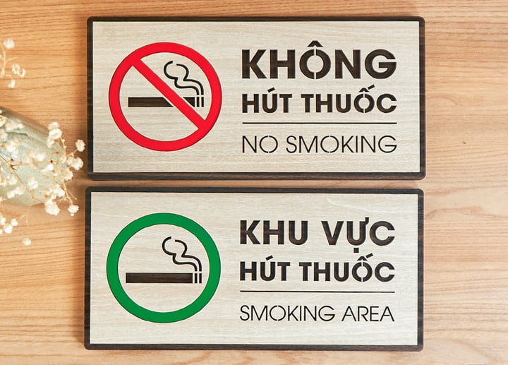Nỗi sợ cháy nổ, khói độc khi khách sạn không có phòng hút thuốc riêng- Ảnh 1.