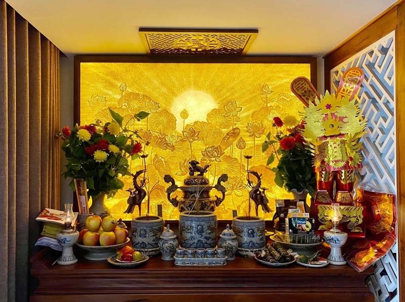 4 loại hoa KHÔNG đặt trên bàn thờ vì phật ý bề trên: Loại cuối nhiều người vẫn mua nhầm!- Ảnh 1.