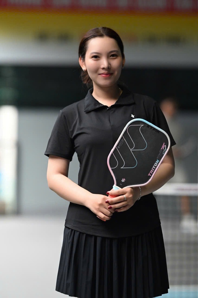 “Host social” là nghề gì mà chỉ cần "gom" đủ người ra sân Pickleball cũng kiếm được chục triệu một tháng?- Ảnh 3.