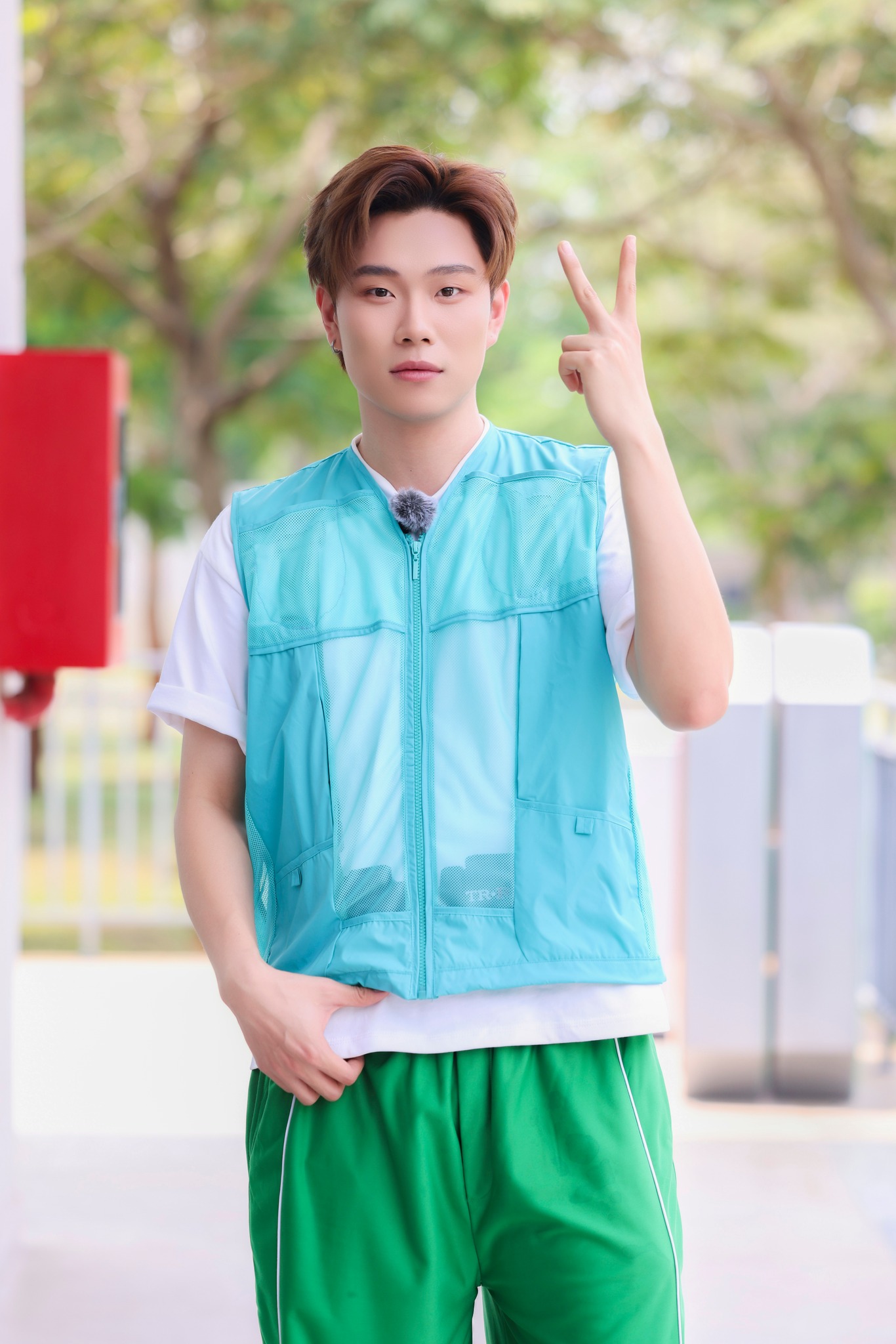Xôn xao clip Dương Domic thân mật với 