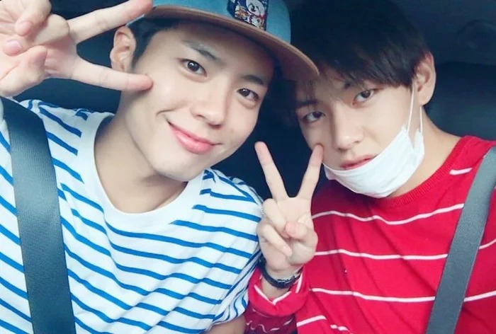 Bắt gọn V (BTS) và Park Bo Gum 