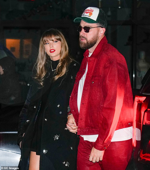 Bạn trai Taylor Swift bị 