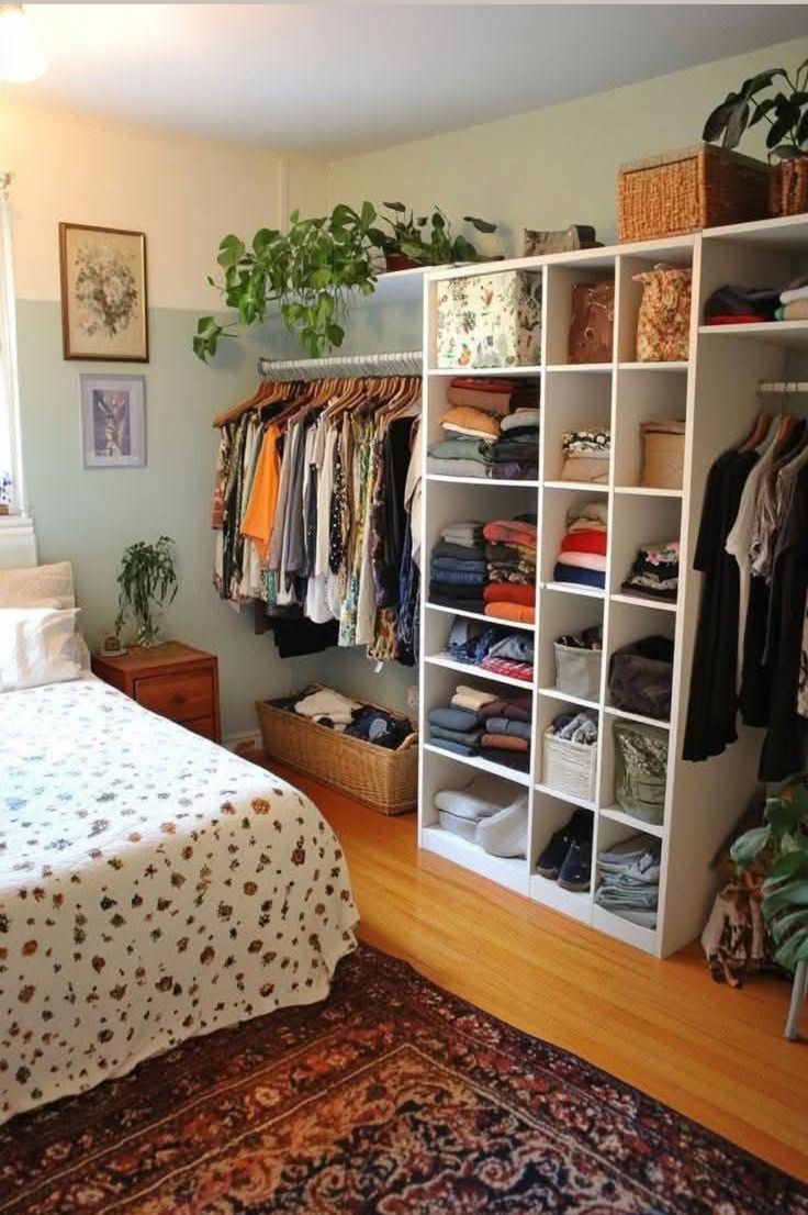 Tôi mạnh mẽ bỏ tivi, ghế sofa và tủ quần áo: Sống tối giản giúp tôi đổi đời theo cách không ngờ tới!- Ảnh 3.