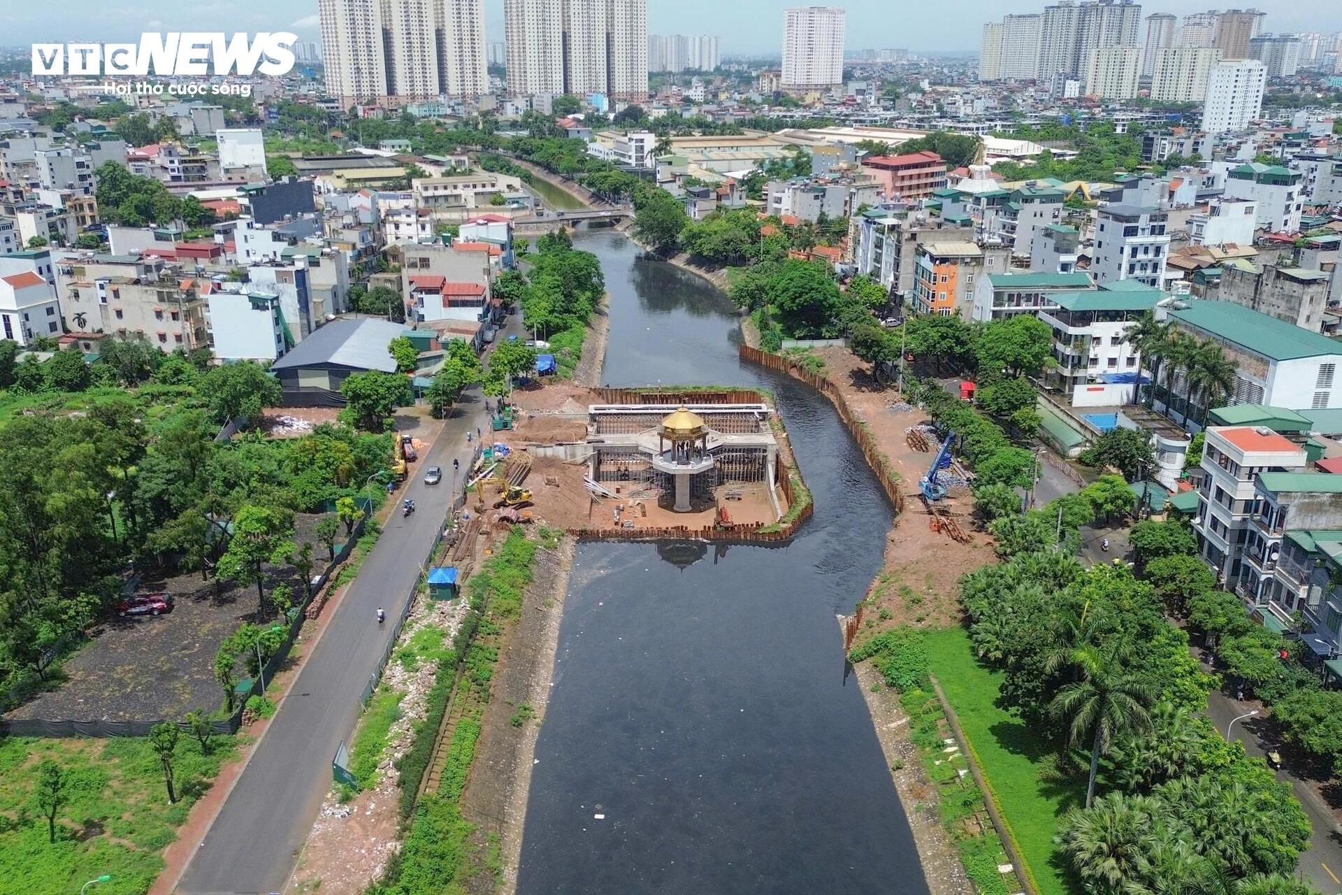 Thiết kế độc lạ của đập tràn giữ nước đầu tiên trên sông Tô Lịch- Ảnh 1.