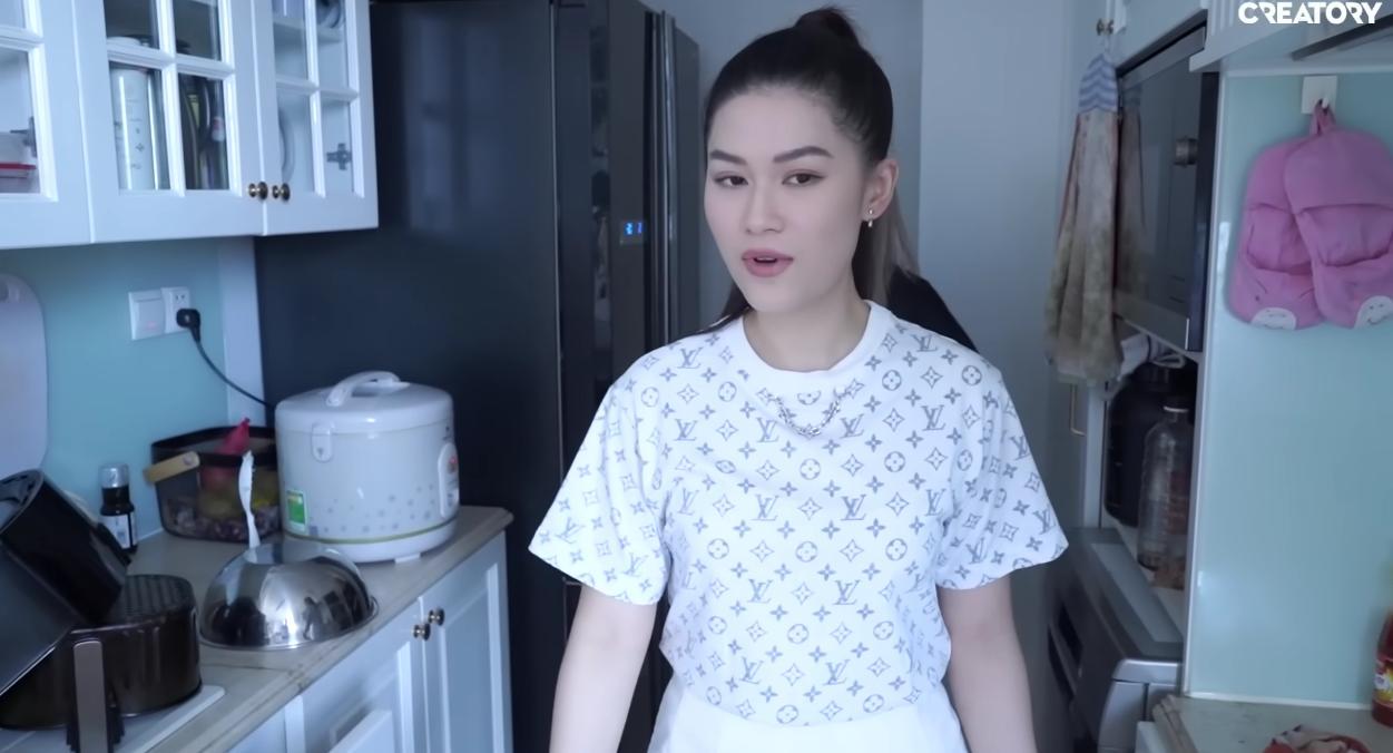 Sự thật về cô gái lam lũ trong Gia Đình Haha: Là tiểu thư 7000 tỷ, ở nhà đập thông 6 căn như cung điện- Ảnh 9.