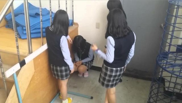 Cho con gái 14 tuổi tham gia trại hè, tháng sau cha mẹ bàng hoàng nhận tin: "Con đang hấp hối" - Bức thư cầu cứu vạch trần sự thật- Ảnh 1.