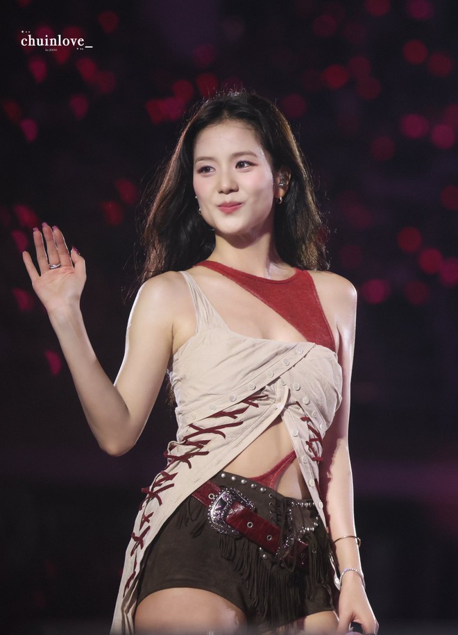 Jisoo cứ ngưng làm điều này là visual sẽ không có đối thủ- Ảnh 3.