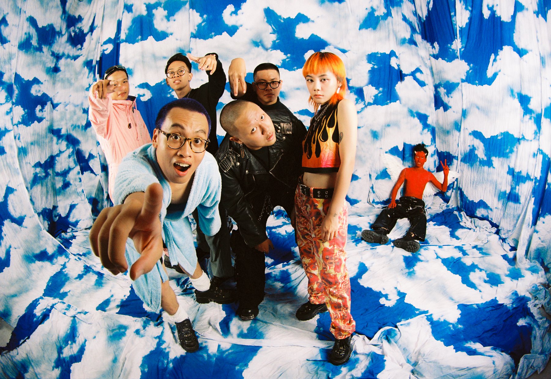 Tổ đội Việt hợp tác với "thiên tài" Hip-hop đình đám thế giới, vì sao MV mới lên 1 ngày đã phải gỡ khỏi YouTube?- Ảnh 3.
